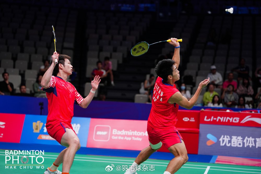 国羽深圳大师赛夺三席四强，任翔宇谢浩南迎战印度强敌