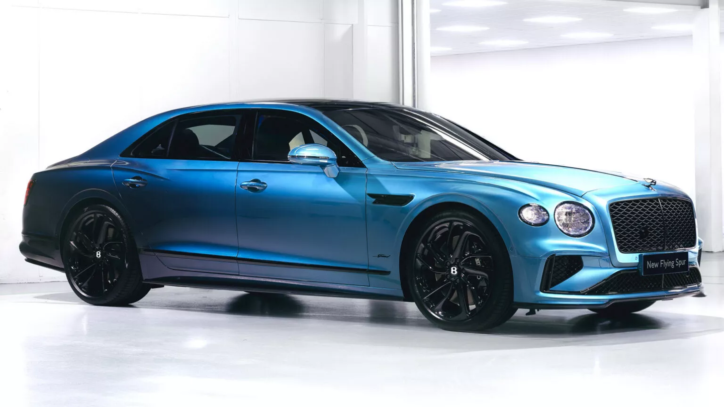 涂装价值超奔驰E级：宾利飞驰首秀 Ombré 渐变之美，售6.8万美元