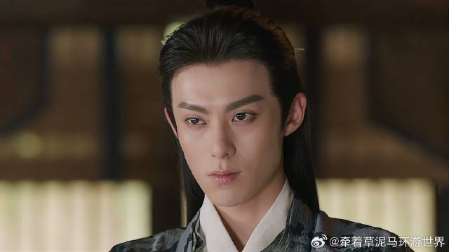 萧润为寻小兰花，竟在酒楼挂上画像，东方青苍要气炸了