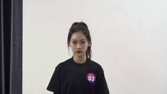 北舞新生廉诗琦台词汇报展现柔中带刚特质