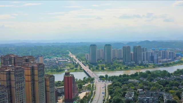 太极传人韩飞龙近悦远来醉美邛崃和自己人喝光良酒