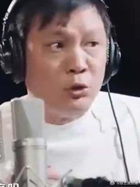 千万别让范志毅唱歌，还没开始，就把邓超逗得嘎嘎笑