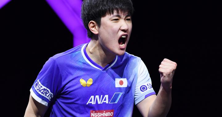 张本智和：横滨冠军赛脱衣庆祝，只为回敬王楚钦7年前的相同动作