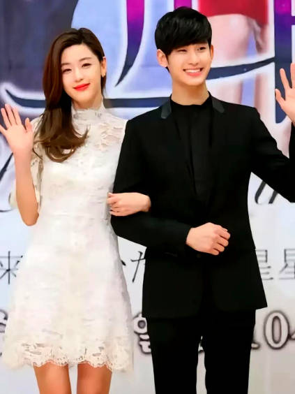 来自星星的你两个主演都塌房了