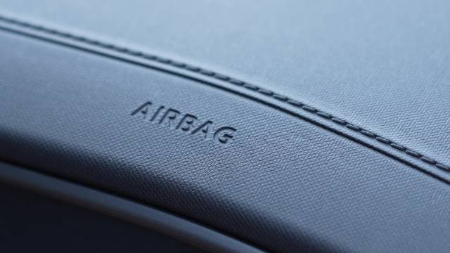 威麟R08皮卡配备6安全气囊矩阵实现360度防护