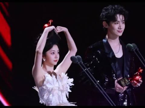 谭松韵白敬亭无经纪公司单打独斗成爆款制造机