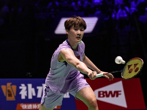 韩悦发生蜕变，2-1历史首胜陈雨菲闯进4强，增加假动作收到奇效