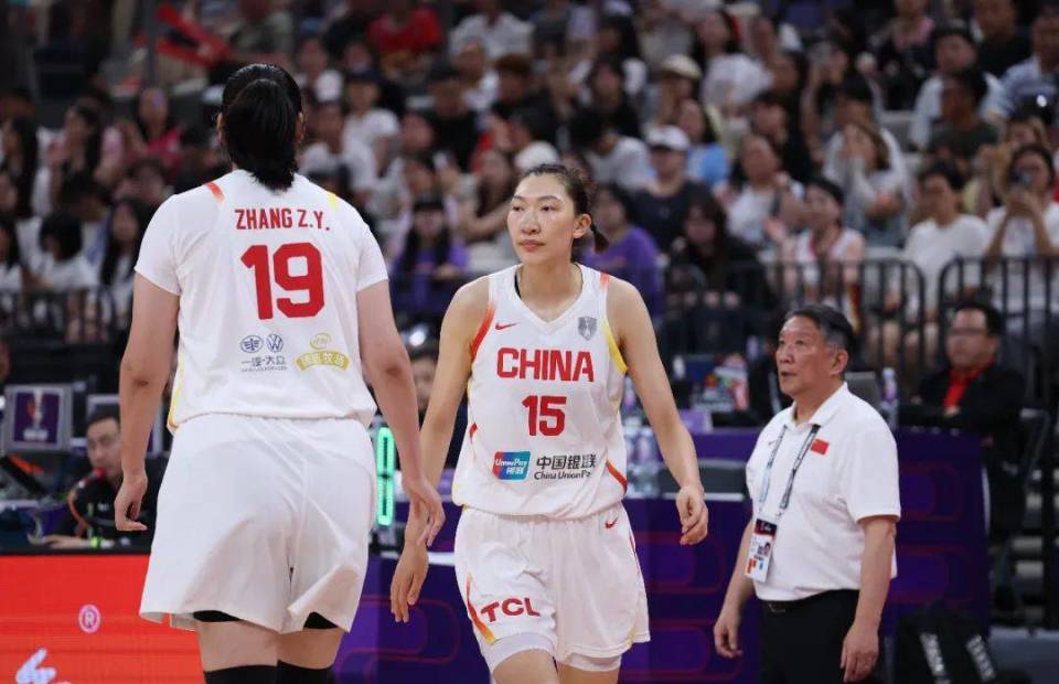 中国女篮选人标准引争议，宫鲁鸣喊话老将，刘禹彤哪里不如张子宇