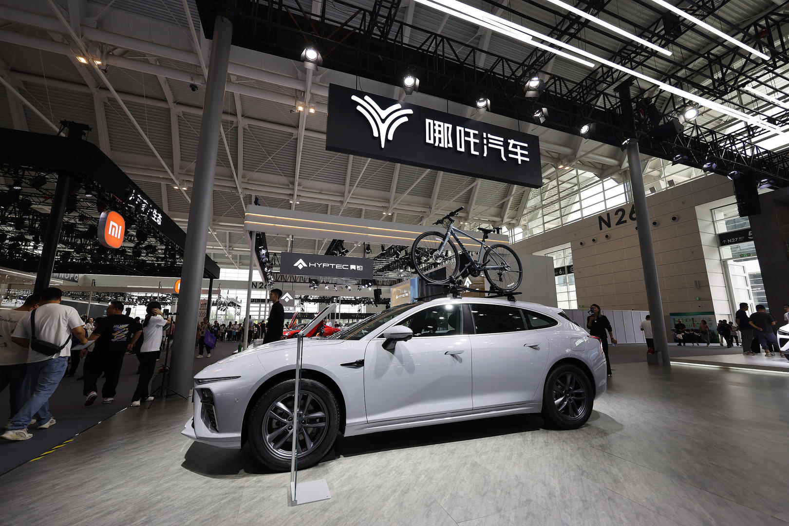 哪吒汽车“断网”背后：有车主买车损险遭拒，有经销商做起停产车生意