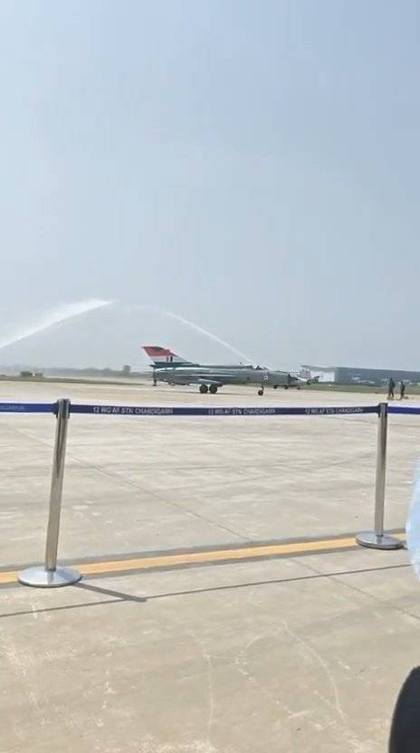 印度空军米格-21完成最后飞行，62年服役生涯将终结