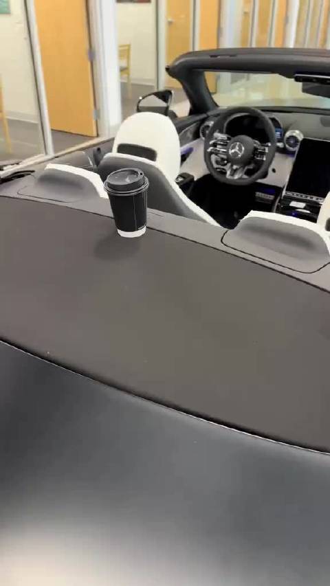 奔驰这个敞篷这么稳啊？