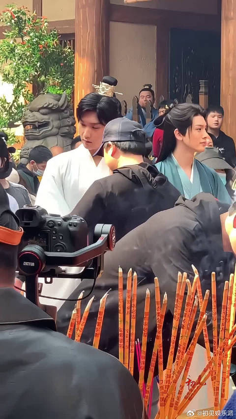 邢昭林，张雪迎，都是喜欢的明星