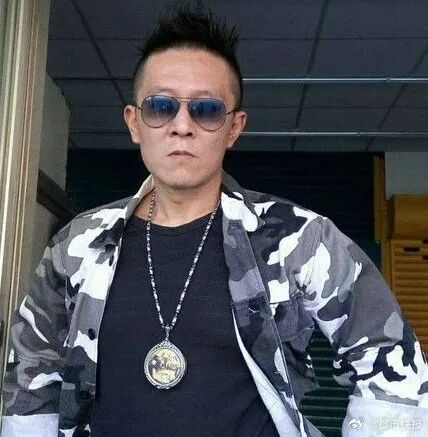 来源:扬子晚报、极目新闻