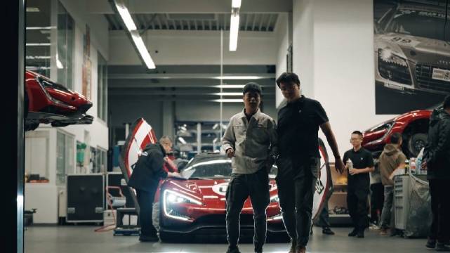 了不起的中国新的“中国速度”！中国超跑刷新世界纪录