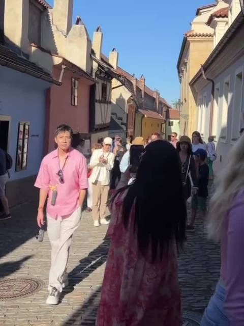 王晓晨俞灏明大方秀恩爱引祝福