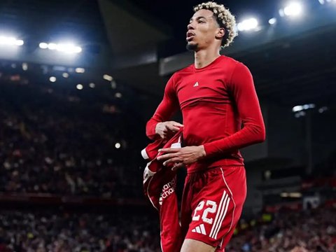 利物浦“好运”延续伊萨克进球埃基蒂克收到一张滑稽愚蠢的红牌