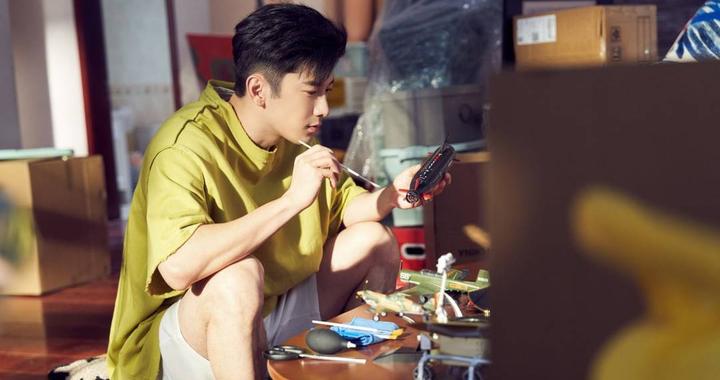 《欢乐家长群2》刘芮麟：戏里戏外的“奶爸”修行记丨谈艺录