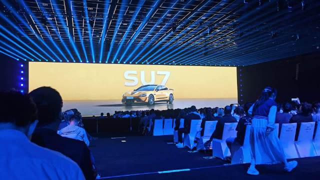 雷军称小米SU7登顶保值率榜首