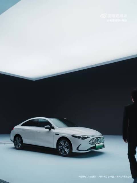 预售开启！ 预售价格：25.9万元起 奔驰品牌新锐大使