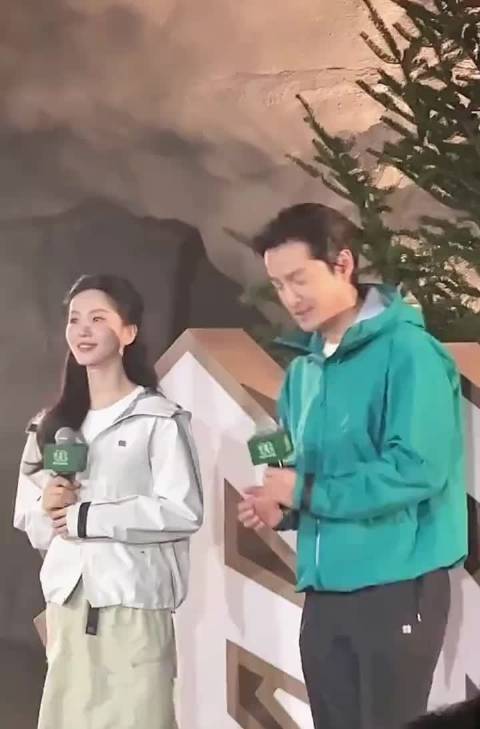 胡歌刘诗诗十六年后同框引仙剑回忆