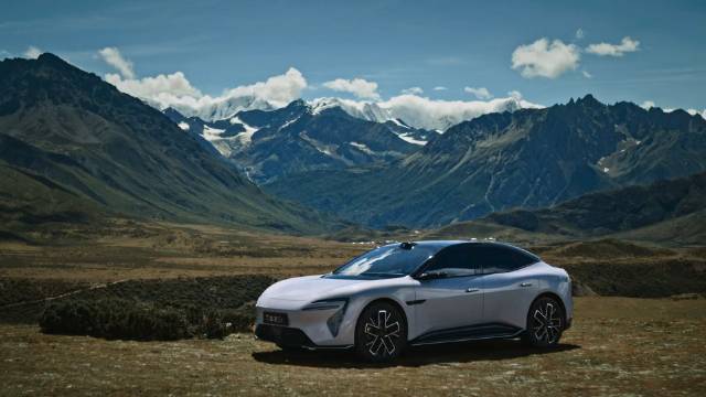 视频：阿维塔06搭载华为乾崑智驾ADS4，鸿蒙座舱打造顶级驾乘体验