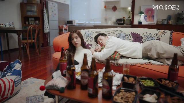 欢乐家长群2热播，唐晓薇马英杰酒后吐露婚姻隔阂