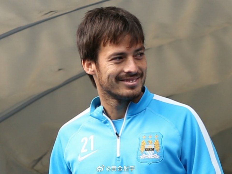 布斯克茨宣布退役，西班牙黄金一代六大中场全部挂靴