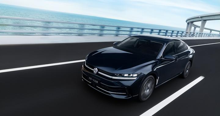 高尔夫的智能进化VS探岳L的场景模式：一汽大众的双面魅力