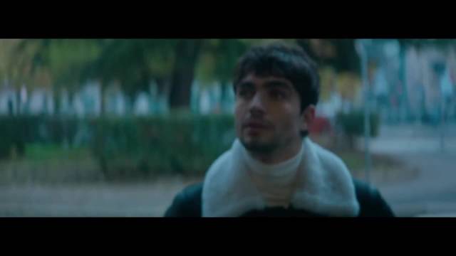 兰博基尼的暖心广告，给大爷整哭了… 大爷：我到底还能不能退休了