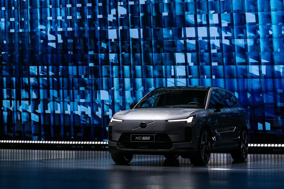 26.99万元起售，沃尔沃XC70重塑豪华混动SUV市场