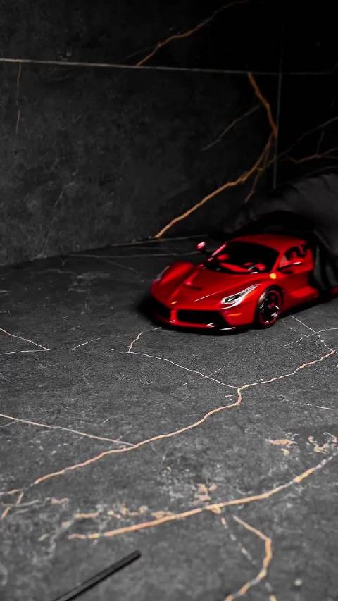 超级精细的法拉利拉法车模，感觉它能换一台捷达吧