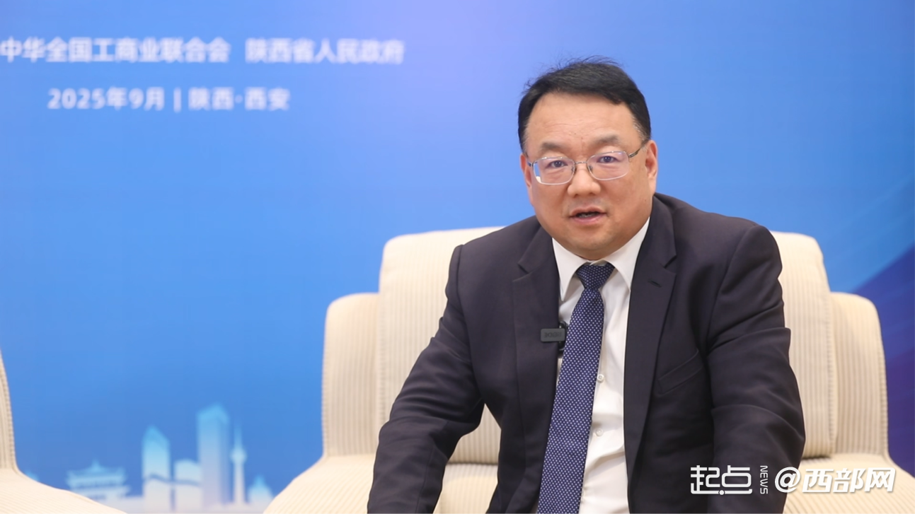 陕西莱特光电材料股份有限公司董事长兼总经理王亚龙
