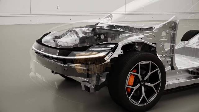 这个视频做的不错，长安启源A06，10~15w里最强的纯电轿车了吧？