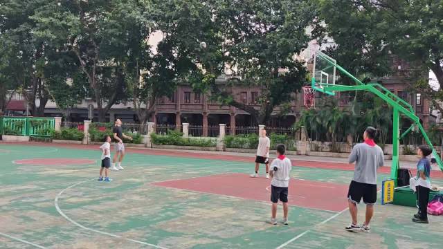 标哥独家：和崔永熙一起打篮球