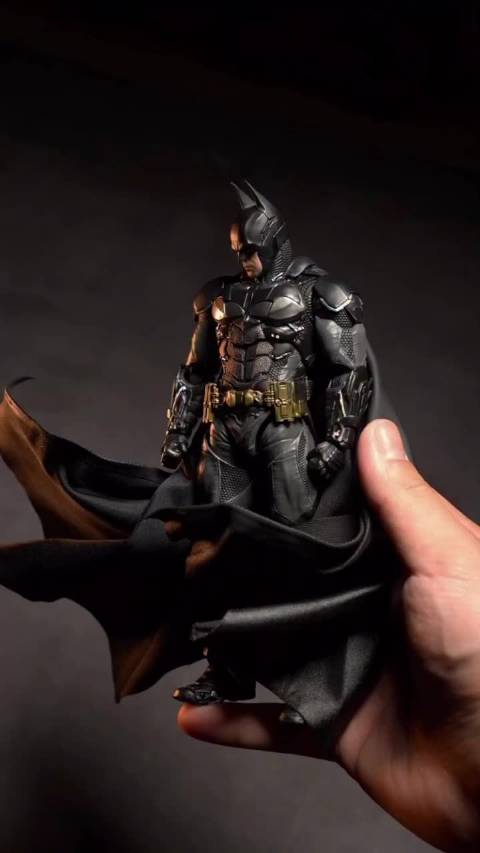 黑暗骑士蝙蝠侠手办的可玩性有多强！