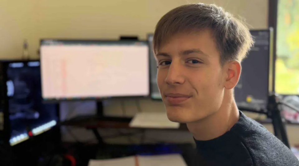 乌克兰17岁“数学天才”少年逃离战火前往英国，如今获得了剑桥大学“梦想”录取名额