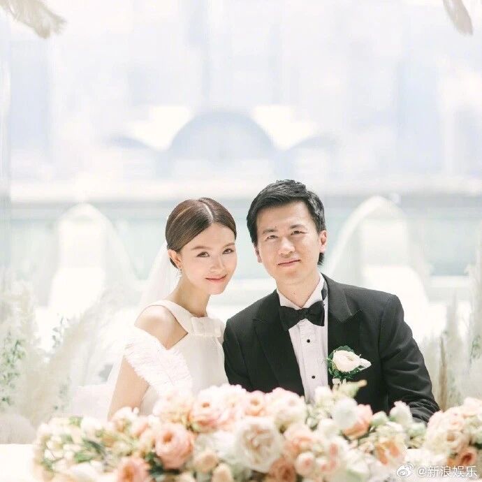 36岁女演员官宣当妈