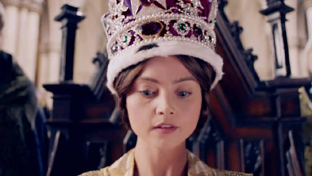 她18岁登上权力的巅峰，成为英国的下一任女王