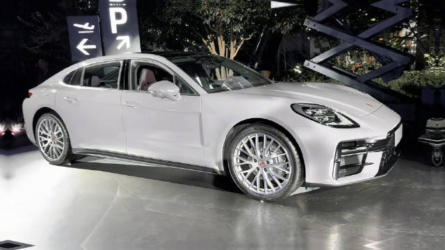 保时捷Panamera隽永版一键成片效果超人工剪辑