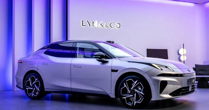 全新领克07EM-P上市，“科技+混动”能否让它赢得市场青睐？