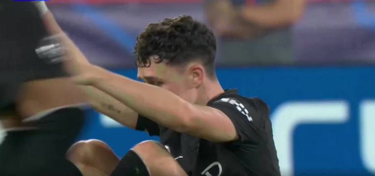 曼城福登对阵摩纳哥展现个人威胁，需更多球员参与输送