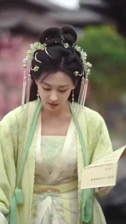 穿越女亲妈留小抄助女主开挂升级