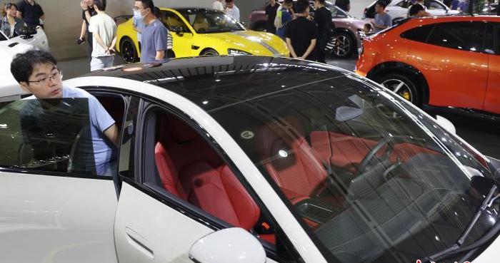 消费市场热度持续攀升 南京国际车展迎来观展客流