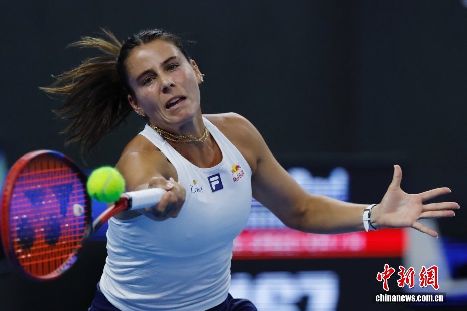 中国网球公开赛：纳瓦罗晋级 斯瓦泰克止步女单第4轮