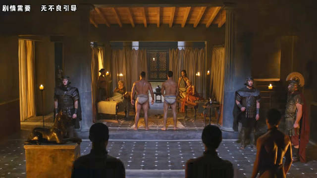 我想问一下，那些看白斩鸡上头的，是不是和这些贵妇看猛男一个样子