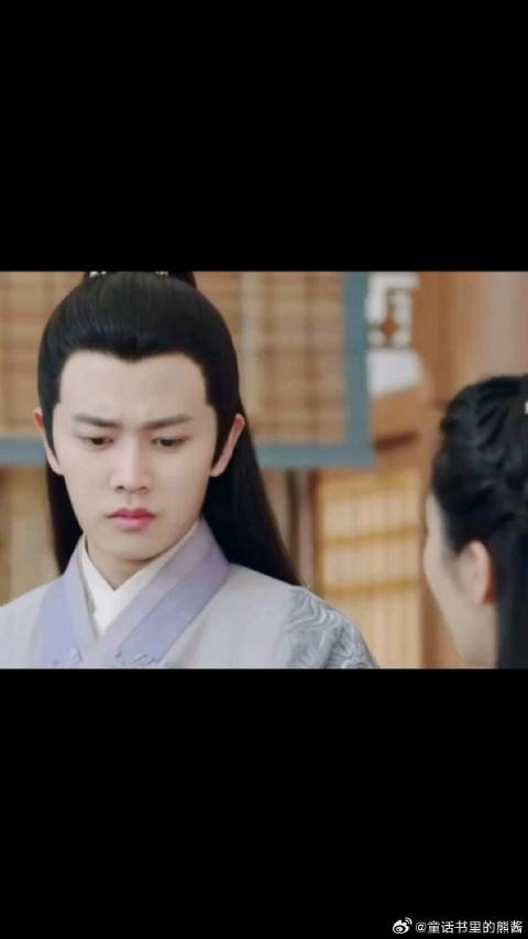 任嘉伦怎么这么可爱呢？陆八岁超可爱的，刻入骨髓了