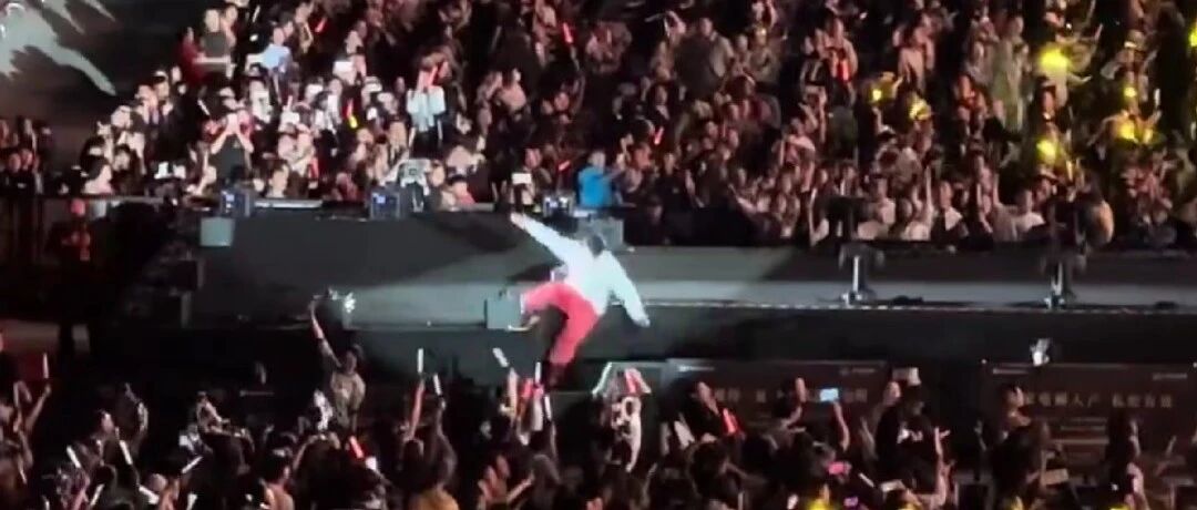 “右手骨裂、6根肋骨断裂”，杨宗纬最新回应