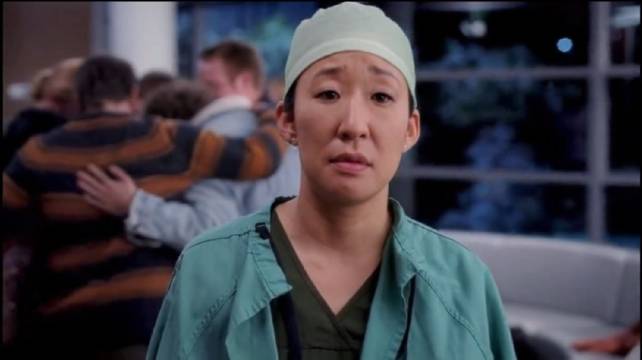 实习医生格蕾导师Dr.Thomas Yang手术中去世