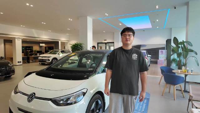 大众ID.3上市，音乐律动尾灯、ChatGPT语音、后驱驾驶乐趣十足