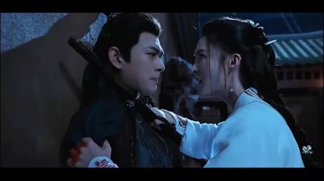 这段打戏一明一暗，简直是刀光剑影的具象化️